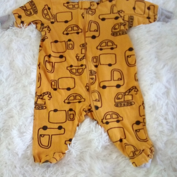 Golden Yellow Gerber Sleeper/Footie - Picture 1 of 2